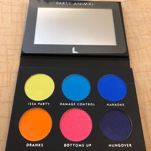 Eyeshadow palette